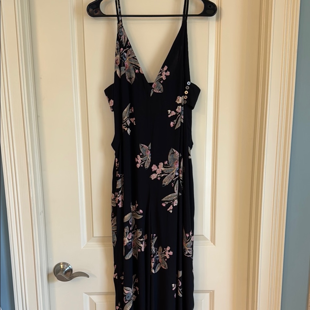 Free People Pink Cropped Jumpsuit Sleeveless V-Neck with pockets